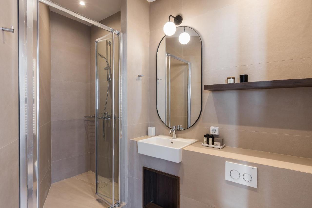 Luxury Apartments In Plaka By Upstreet เอเธนส์ ภายนอก รูปภาพ