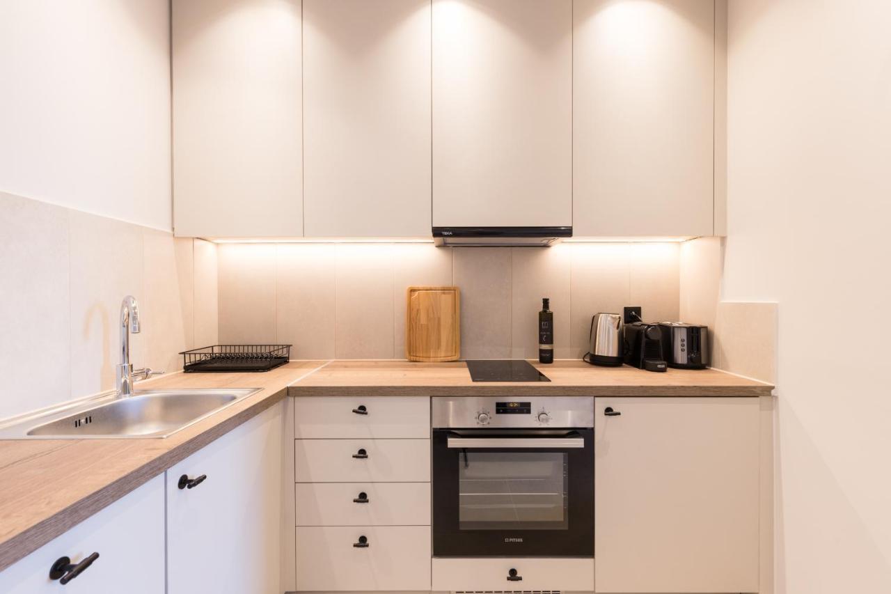 Luxury Apartments In Plaka By Upstreet เอเธนส์ ภายนอก รูปภาพ