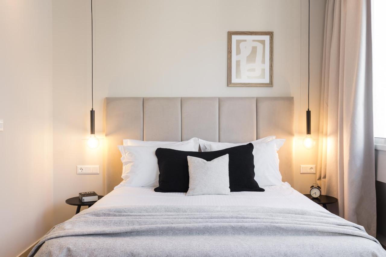 Luxury Apartments In Plaka By Upstreet เอเธนส์ ภายนอก รูปภาพ