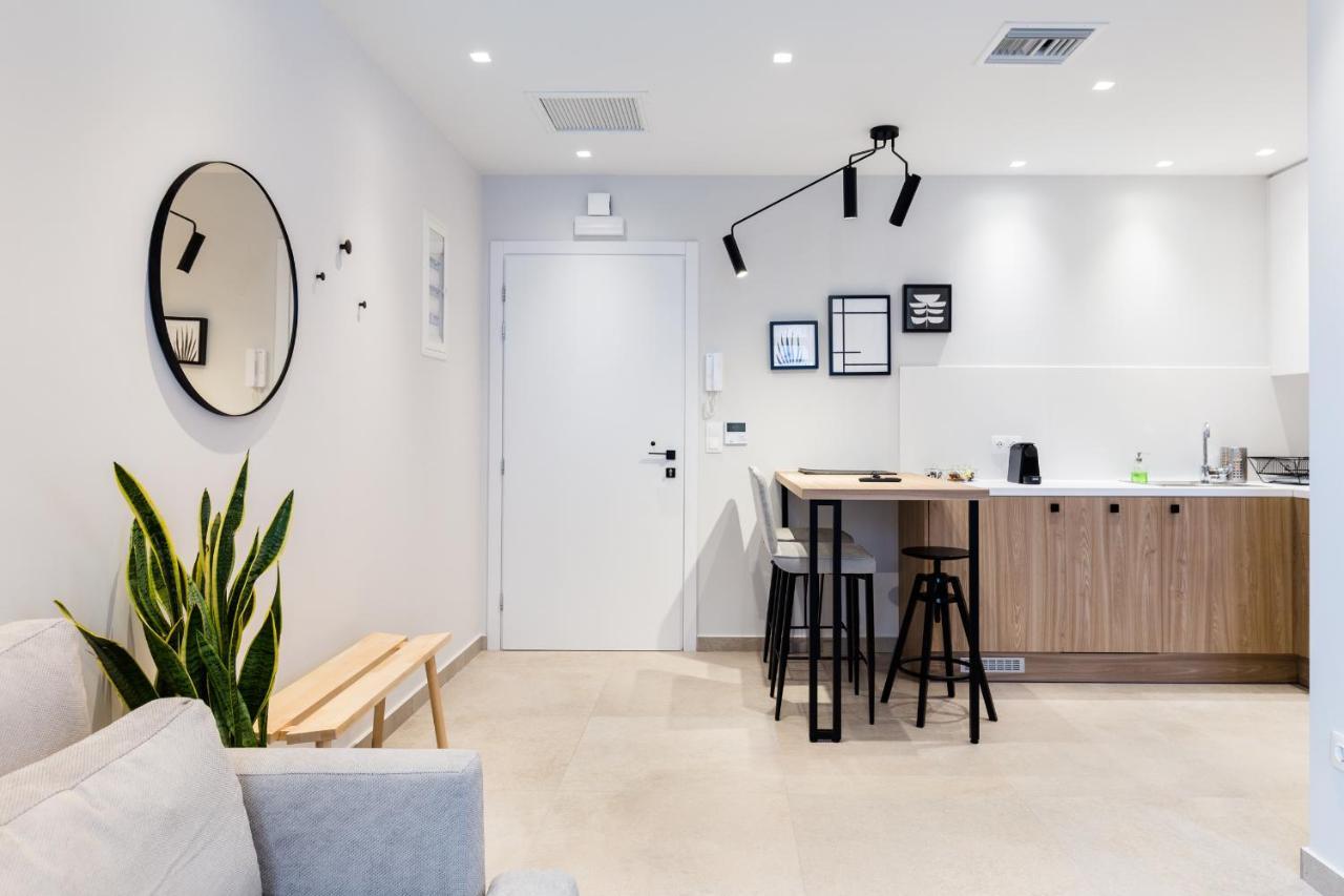 Luxury Apartments In Plaka By Upstreet เอเธนส์ ภายนอก รูปภาพ