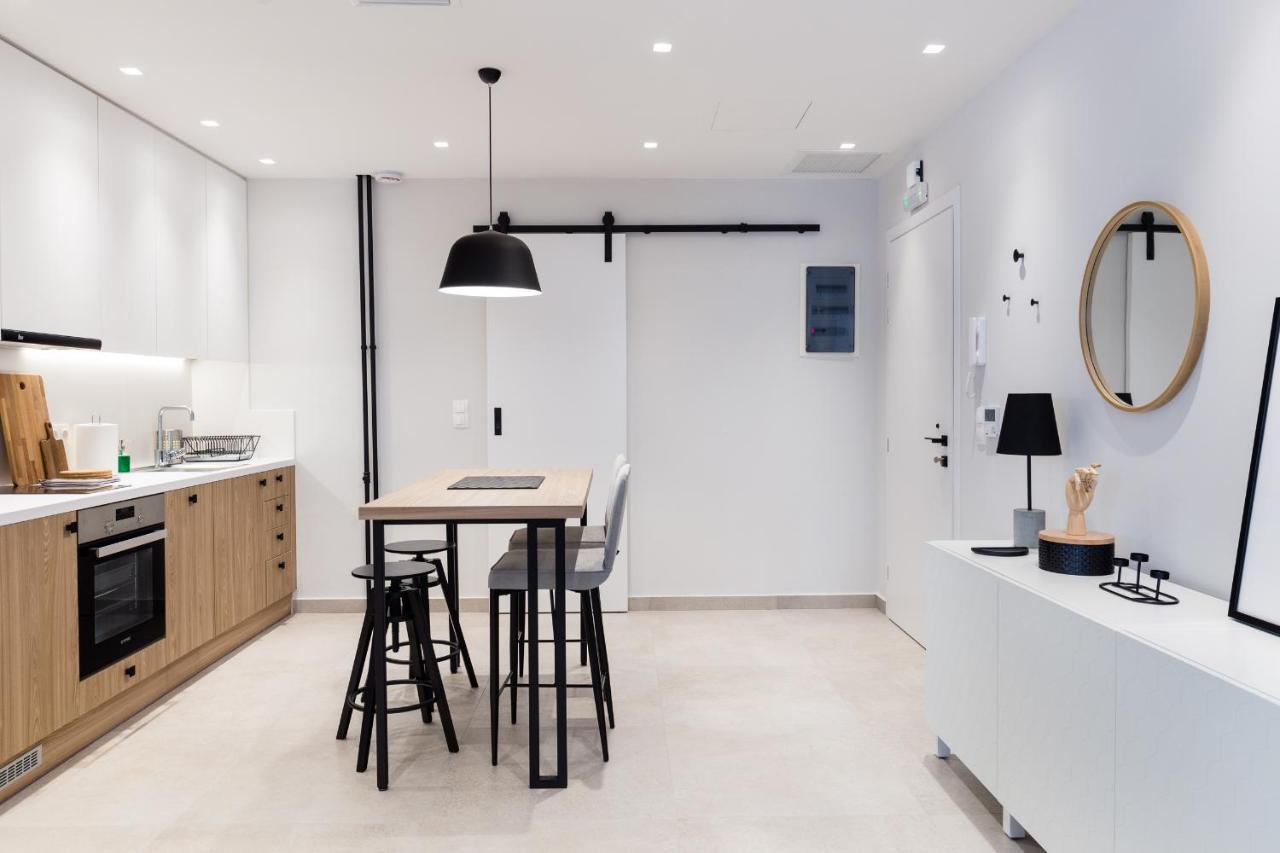 Luxury Apartments In Plaka By Upstreet เอเธนส์ ภายนอก รูปภาพ
